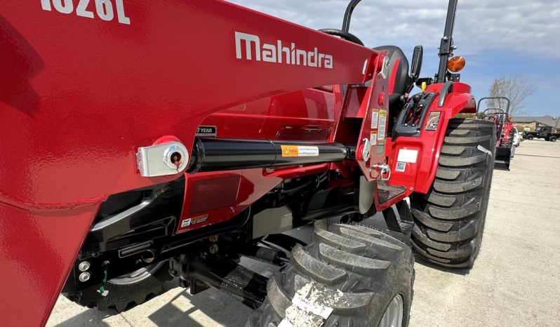 2023 Mahindra 1626 4WD ROPS SHUTTLE LD full
