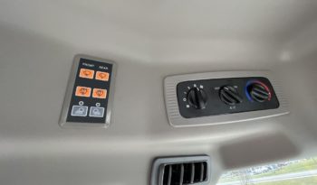 2023 Mahindra 2638 4WD ROPS HST Cab full