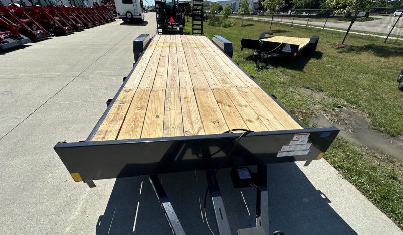 Hillcrest Trailers – 14K Equipment Hauler full