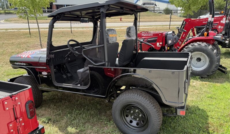 2025 Mahindra ROXOR Independence Rd full