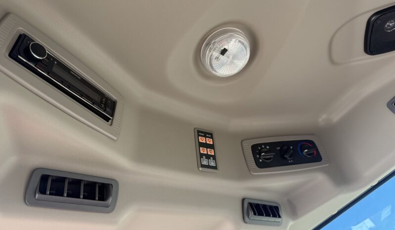 2023 2638 HST 4X4 full